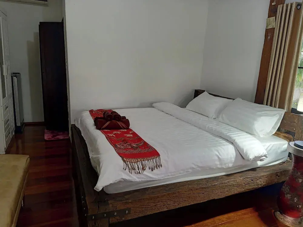 The Forest Hill Cafe & Homestay