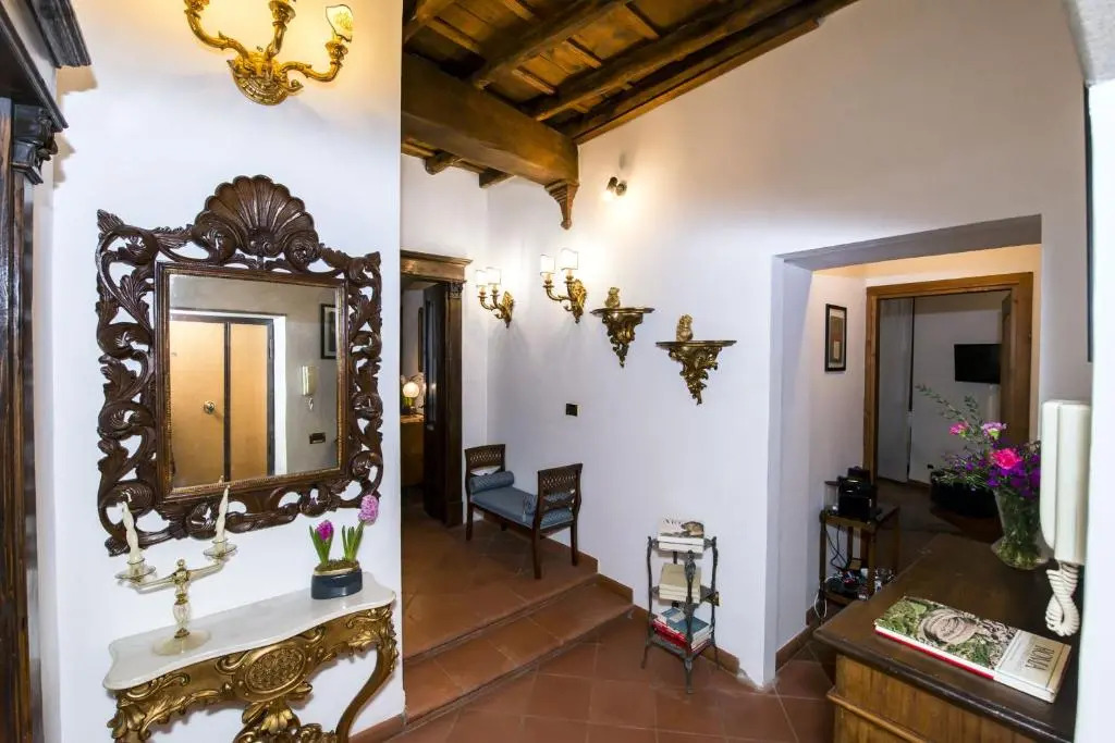 Vicolo dellAquila - Residenze Romanae