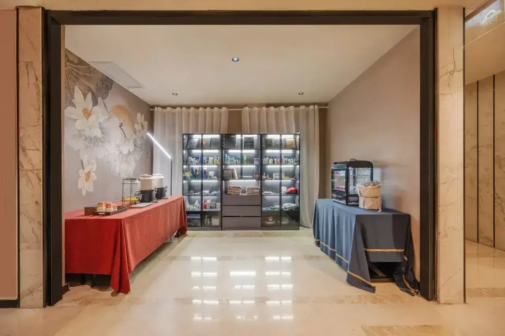 Days Hotel by Wyndham Guilin