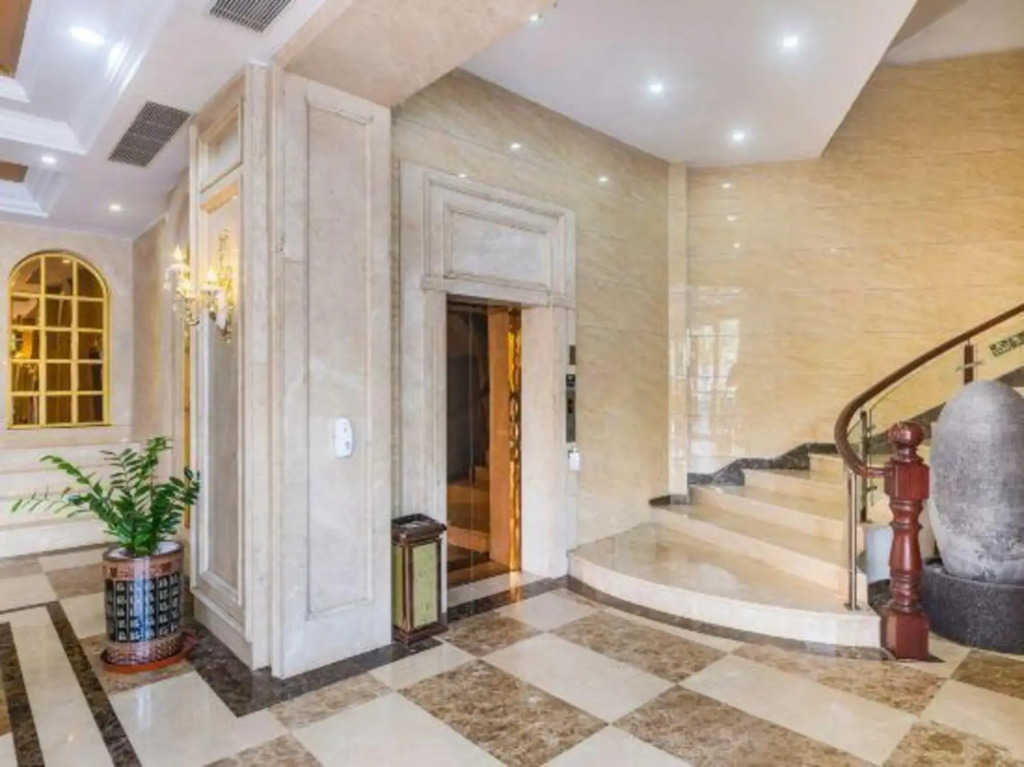 Longmen Wuzhou Hotel