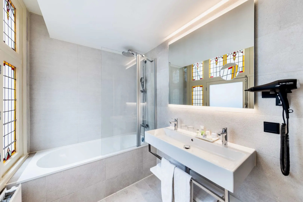 NH Amsterdam Schiller