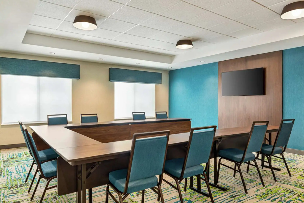 Hampton Inn & Suites Oroville