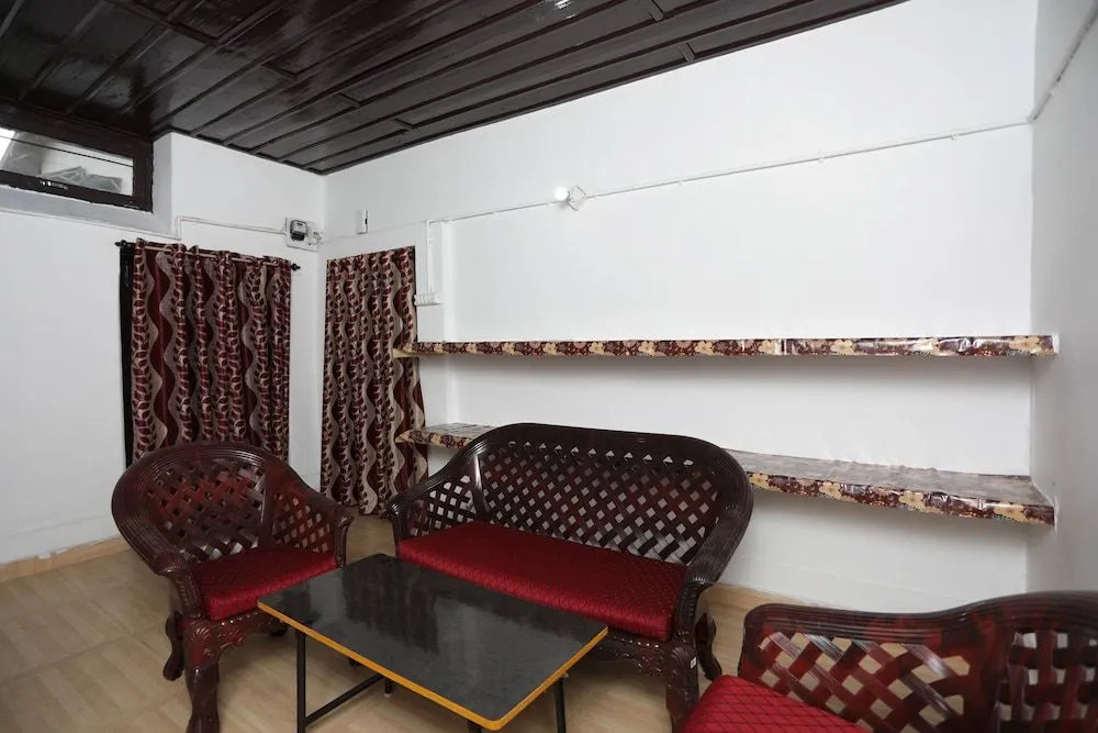 OYO 12797 Home 3BHK Bhowali TRC