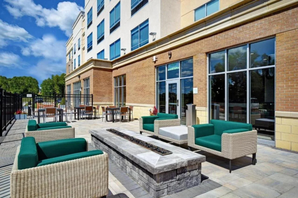 Holiday Inn Grand Rapids North - Walker by IHG