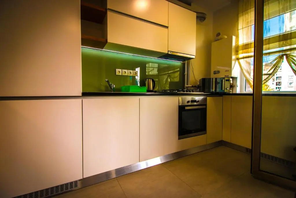 Top Trio Residence