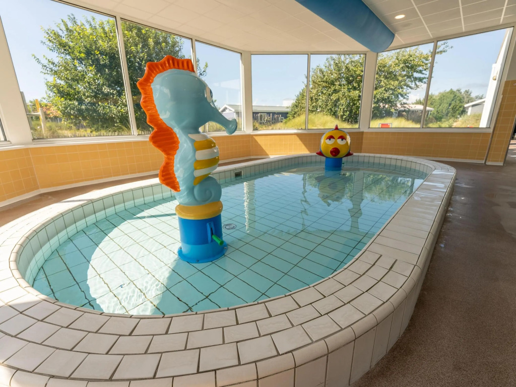 Luxurious, 2 Bathroom Holiday Home, 1,5 km From the Beach