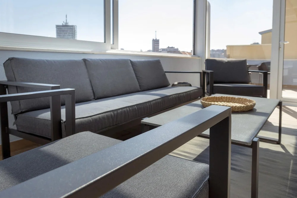 Dj City Vista Luxury Apartments