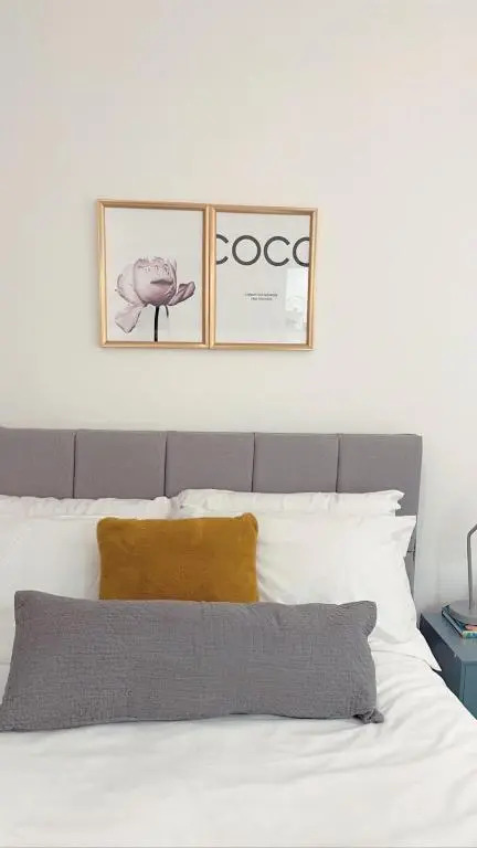 Aura Apartments by CityNest2