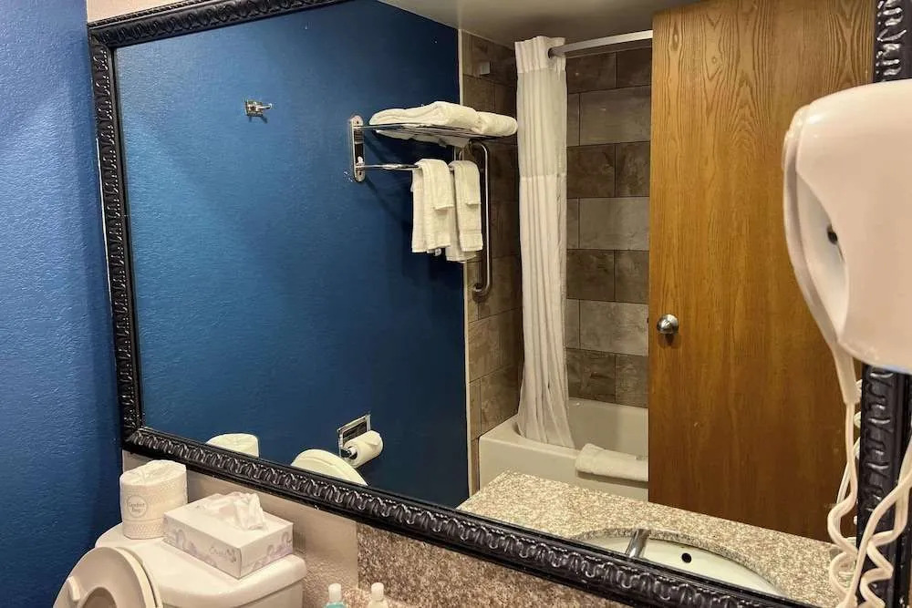 Days Inn Hurstbourne