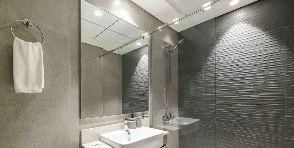 LUX The Dubai Hills Executive Suite
