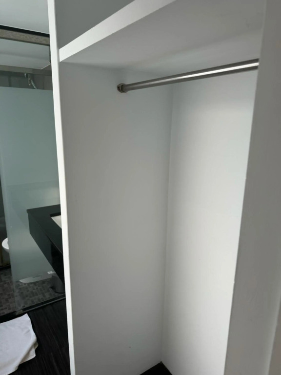 Zhongxiao Dunhua Homestay