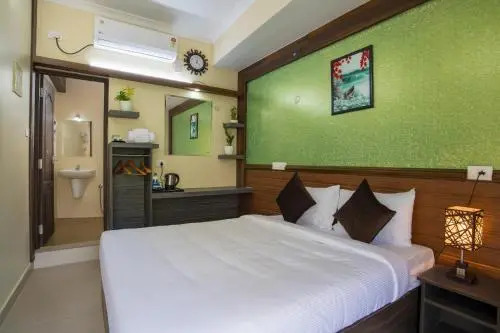 Gems 9 Airport Hotel
