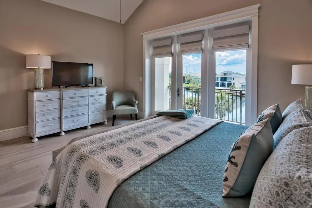 Seastar Palazzo Luxury Across From Beach