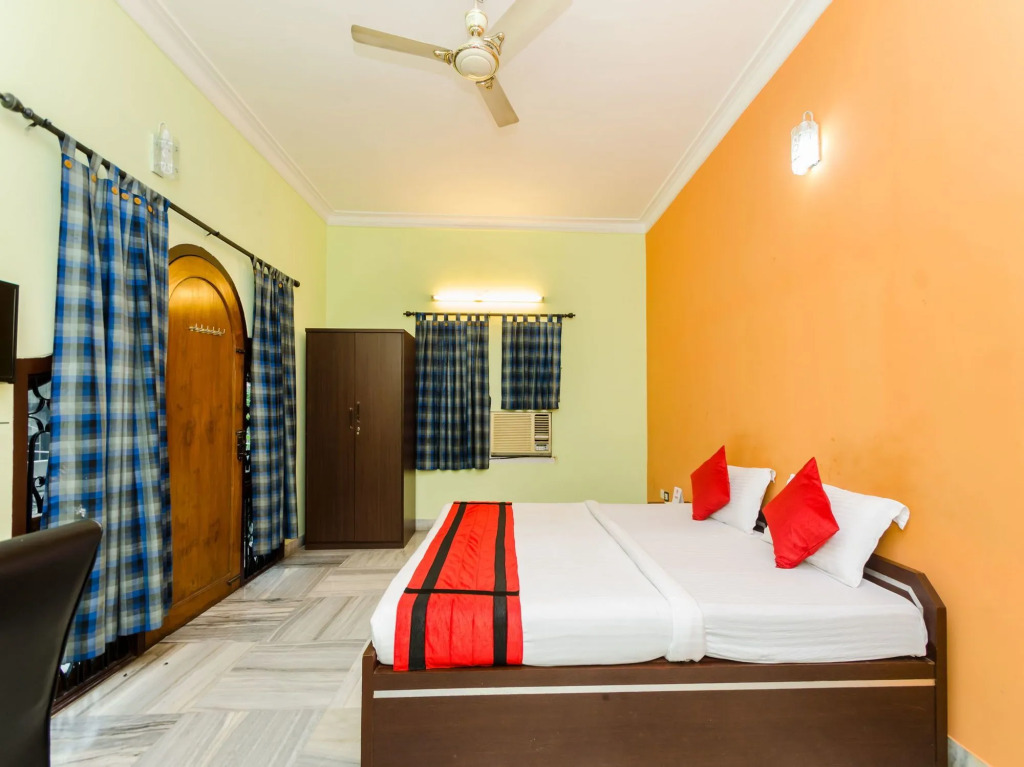 Green Shelter Guest House By OYO Rooms