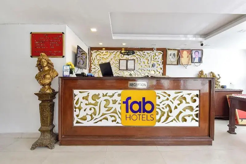 FabHotel Royal Classic