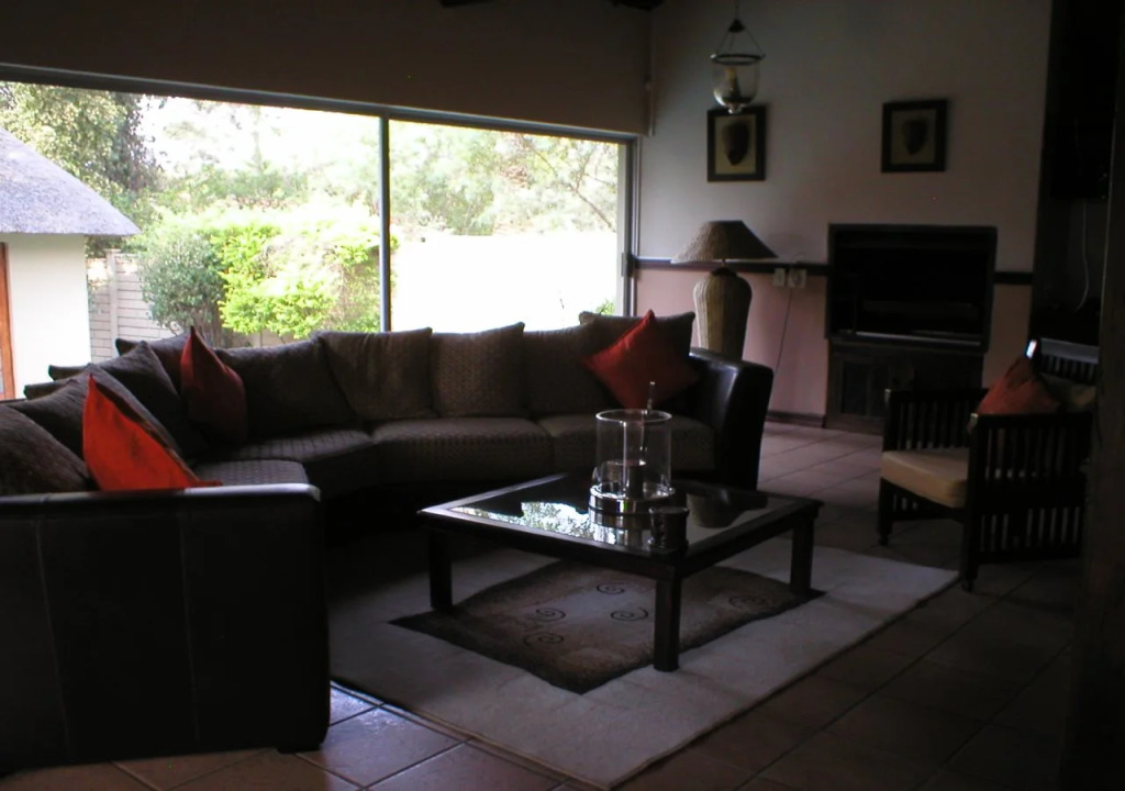 Shangani Lodge