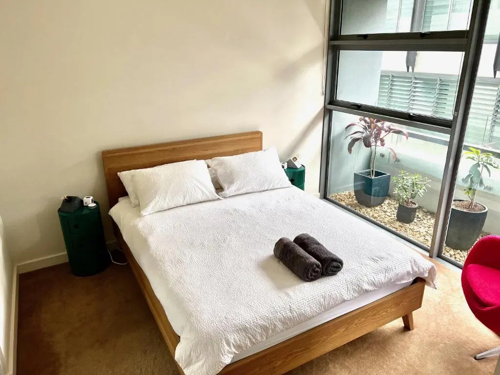 Lovely 1 bedroom apartment in Crows Nest