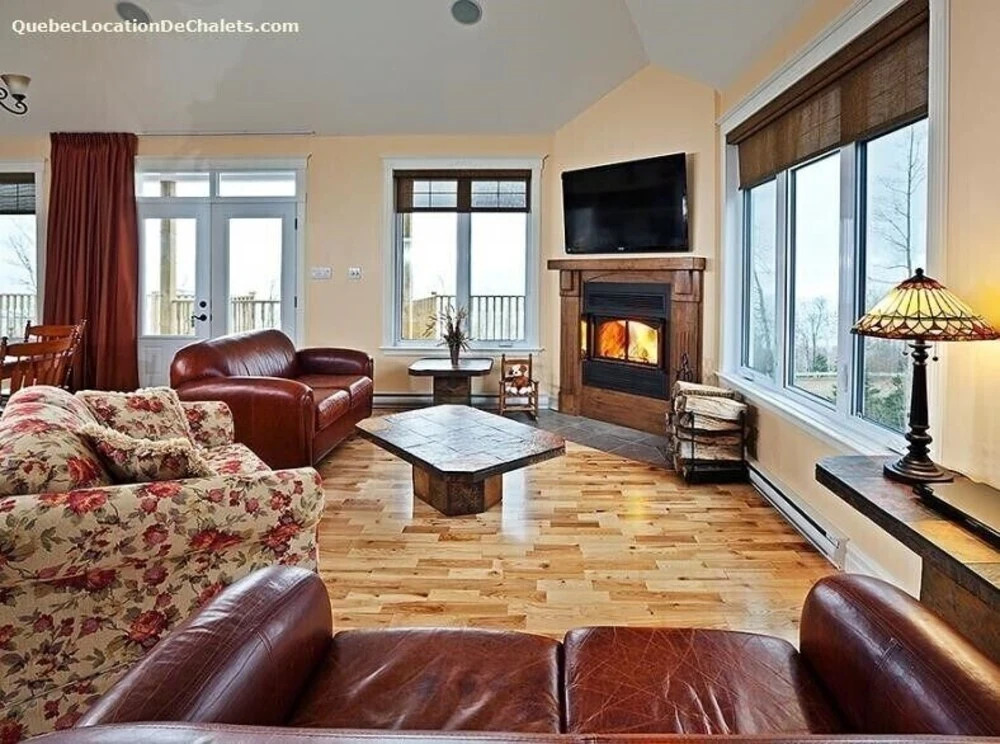 Chalet L'officier-1, spa et vue sur le Fleuve