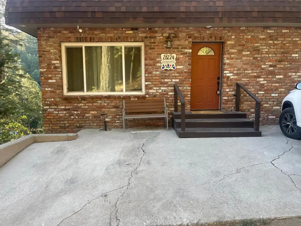 Lazy Bear Cabin