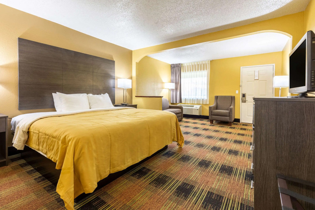 Quality Inn Mobile West Tillmans Corner