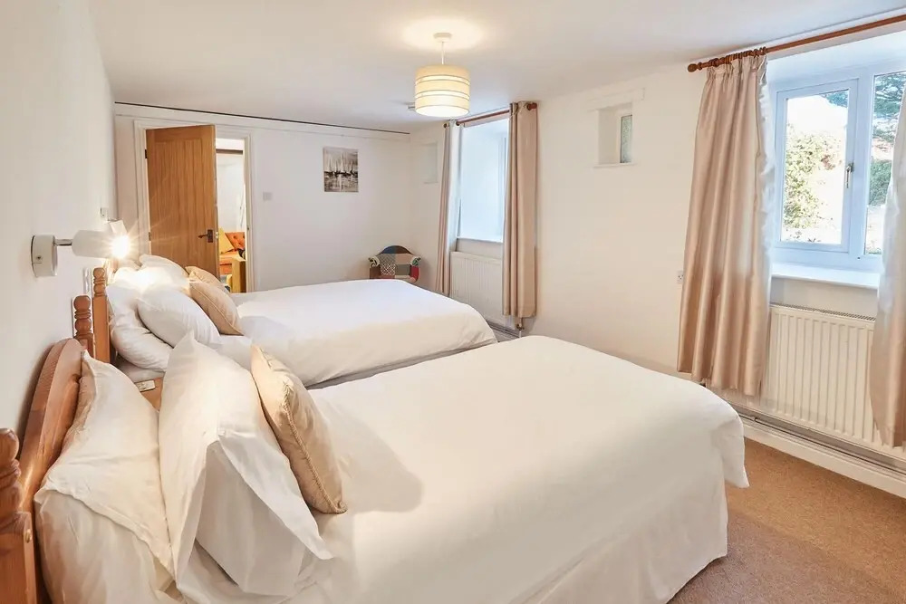 Host Stay The Granary