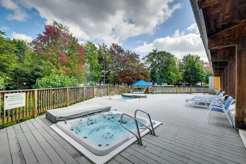 Golf, Hike & Swim: Gem < 1 Mi to Sugarbush Resort