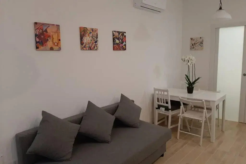 Casetta ALU' - il tuo nido a Stampace