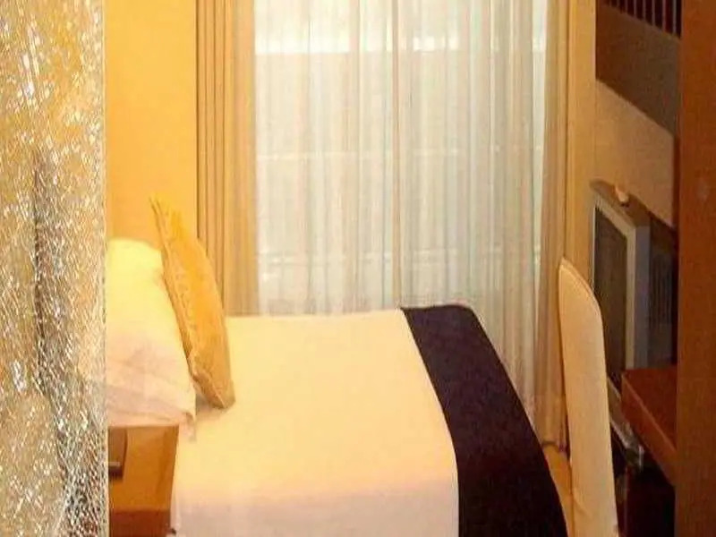 Luminous Service Apartments