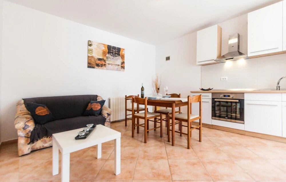Stunning Apartment in Pula With Wifi and 1 Bedrooms