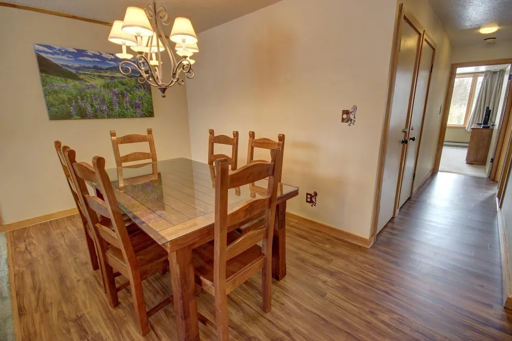 Lodgepole 2003 by SummitCove Vacation Lodging