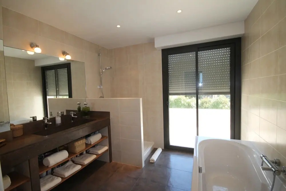 Villa Senequieres