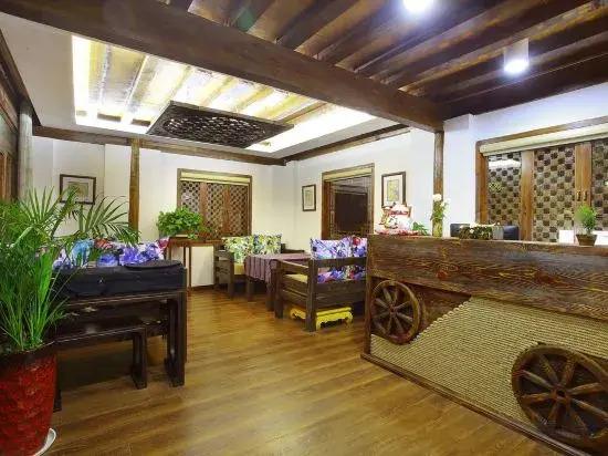 Nayuan Alice View Courtyard (Lijiang Ancient City Lion Rock Branch)