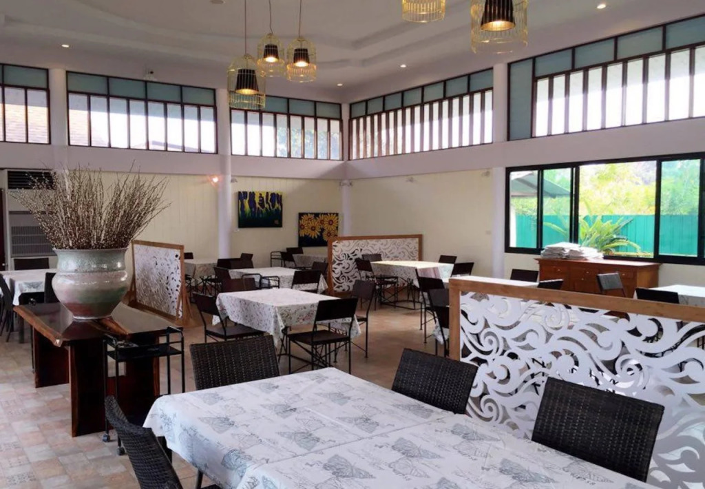 Mango House Resort