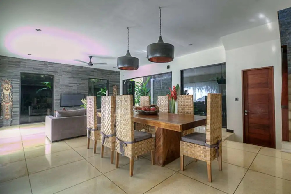Luxury Villa in Bali near Beach, Bali Villa 2024