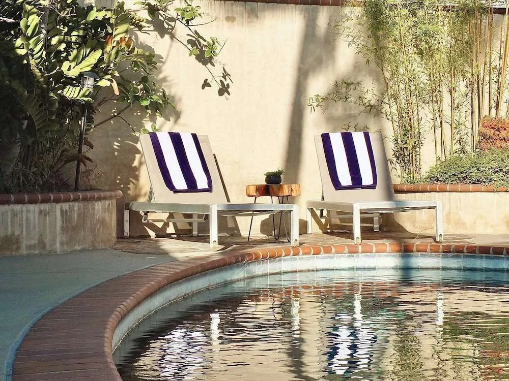 The Belmont Beach Bungalow Pool & Hot Tub!
