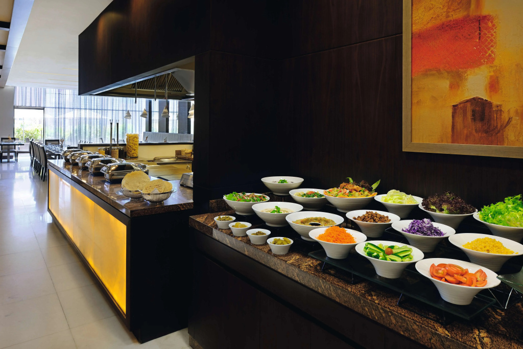 Mövenpick Hotel Apartments Al Mamzar Dubai