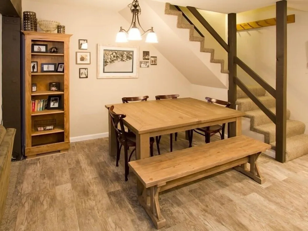 St, Anton Wooded View 2-Bedroom Condos with Ski Lockers