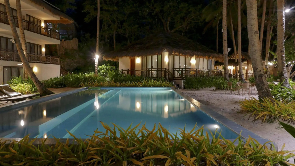 Rieseling Boracay Beach Resort