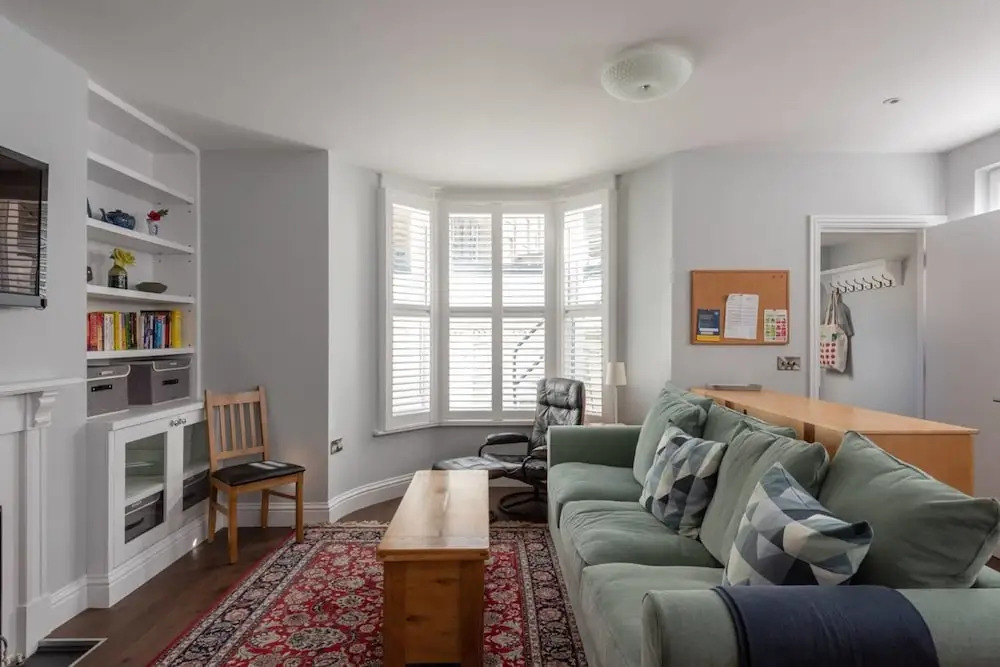 Newly Refurbished 2 Bedroom Flat in Fulham
