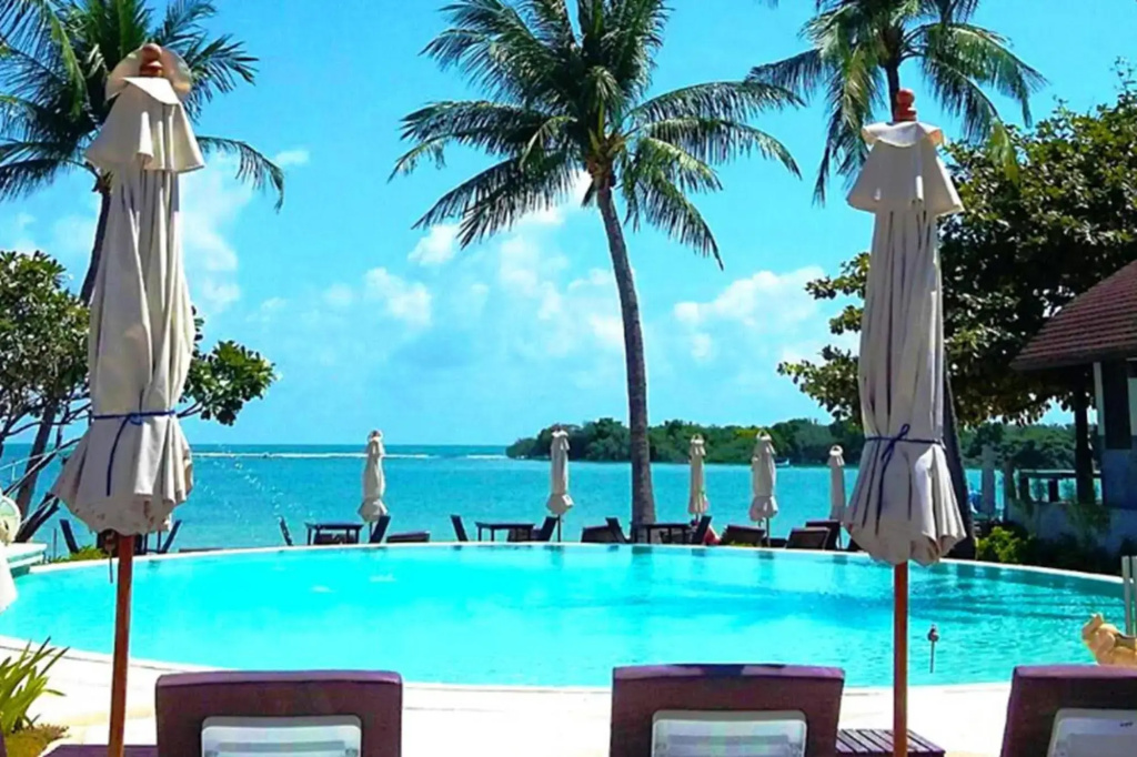 Iyara Beach Hotel And Plaza