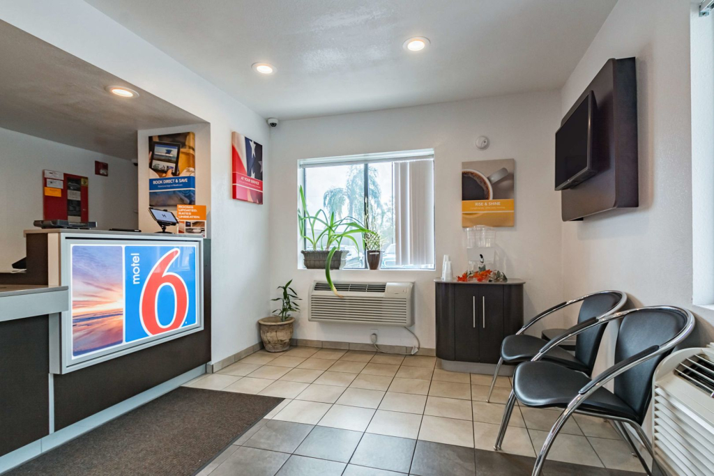 Motel 6-Ft. Pierce, FL