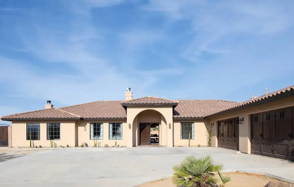 Flora by Avantstay Modern & Private Desert Oasis on Large Grounds w/ Pool & Bocce Ball!