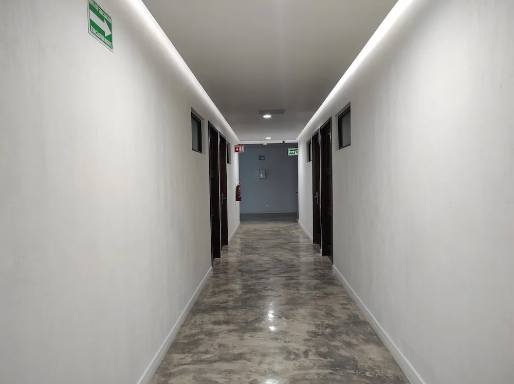 Hotel Manadia
