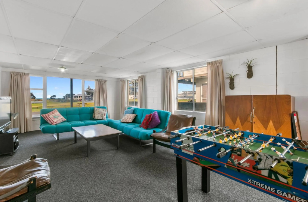 Waihi Charm - Waihi Beach Holiday Home
