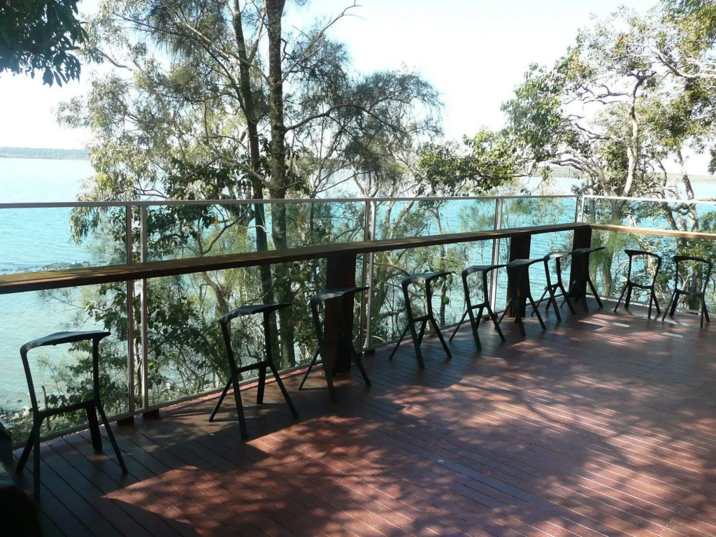 Eumarella Shores Noosa Lake Retreat