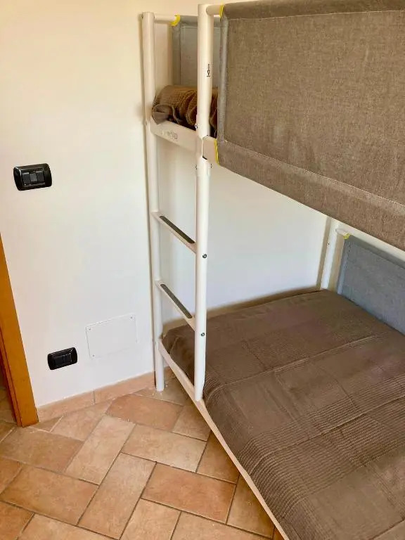 S214 - Sirolo, Trilocale Con Giardino in Zona Tranquilla
