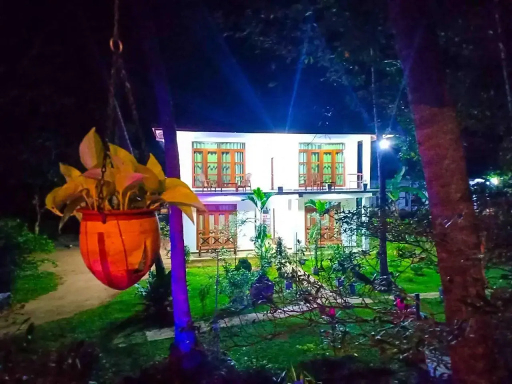 girilena resort
