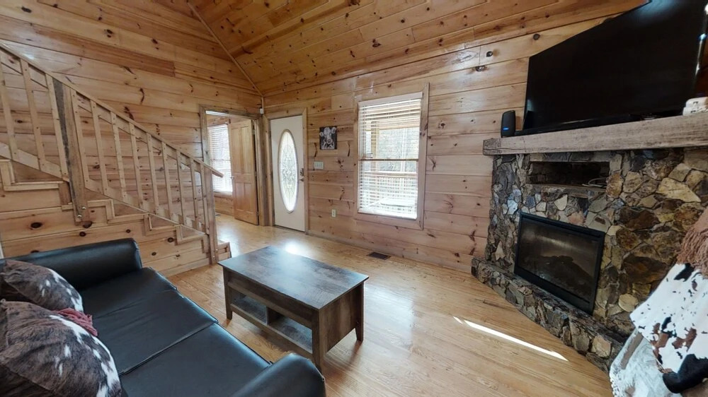 Pleasant Hollow 2 Bedroom Cabin by Redawning