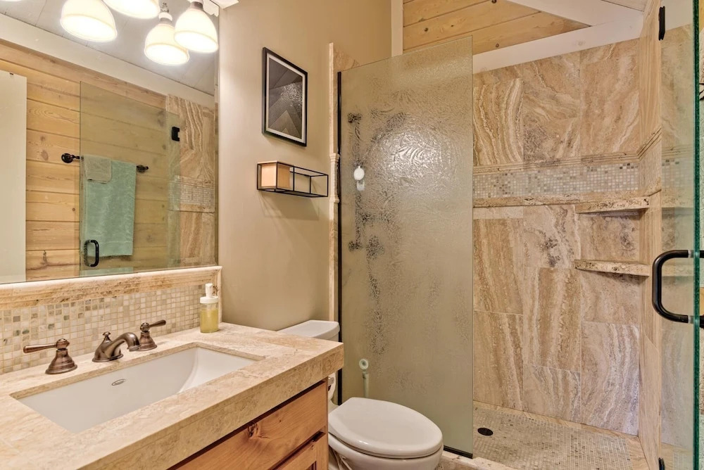 Pole House #13 by Village Properties at Sunriver