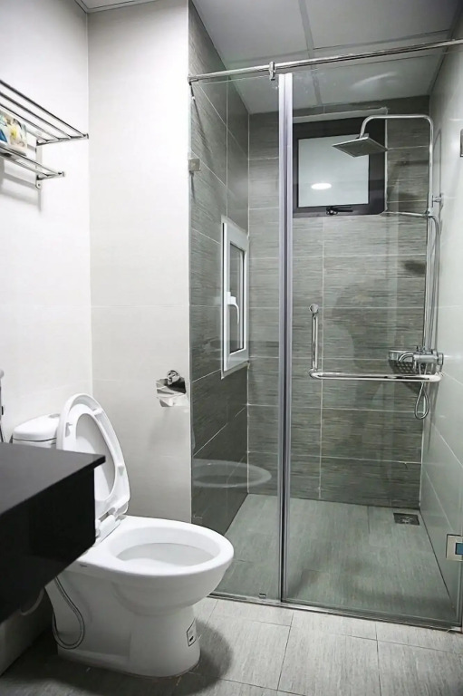 V House 6 Serviced Apartment